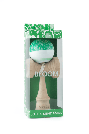 BloomBoxGreen Kendama in white & green