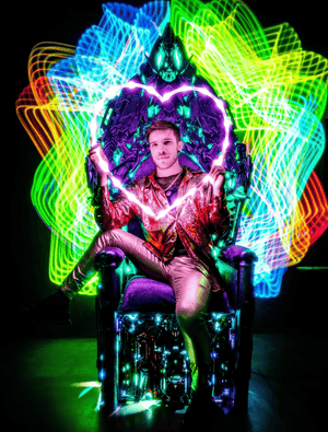 Man on throne with light heart - screenshot Feb 14