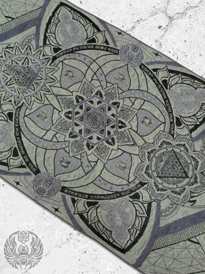 Green mandala shawl for harmony