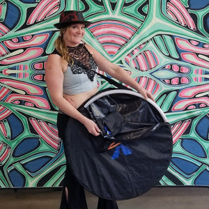 Woman with hoop in hoopbag