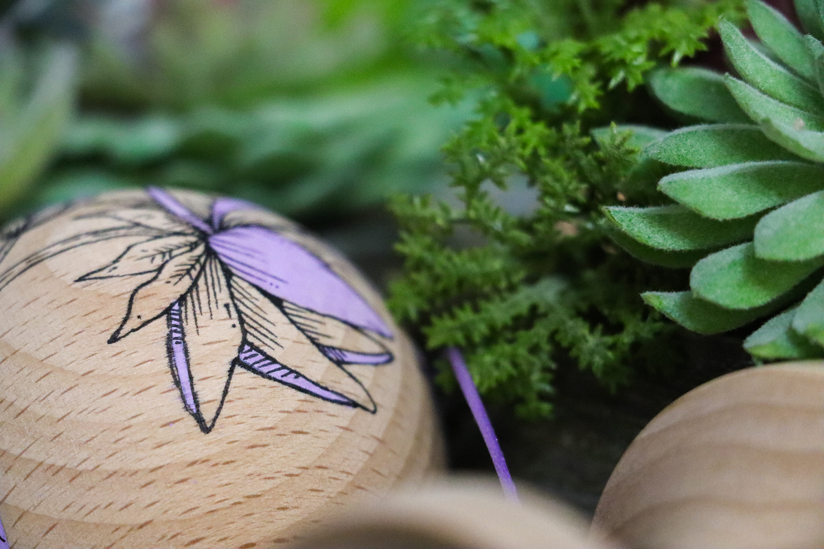 Kellie.Love Collab Kendama