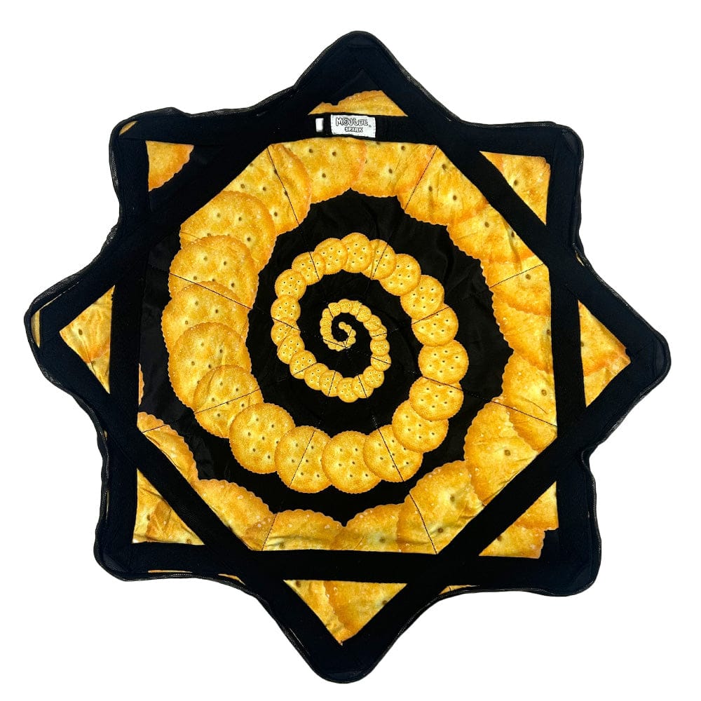  Mougee Spark star-shaped mats with various designs 